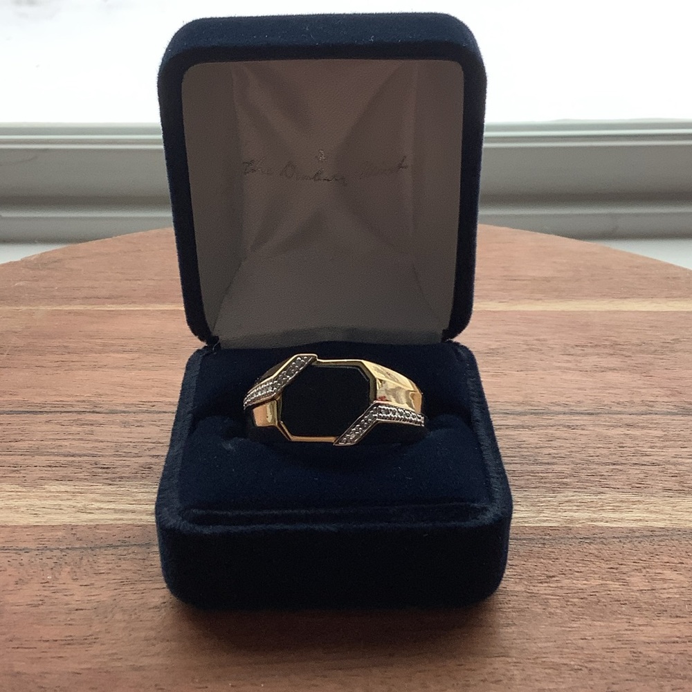 Danbury Mint Gold and Black Men's Ring